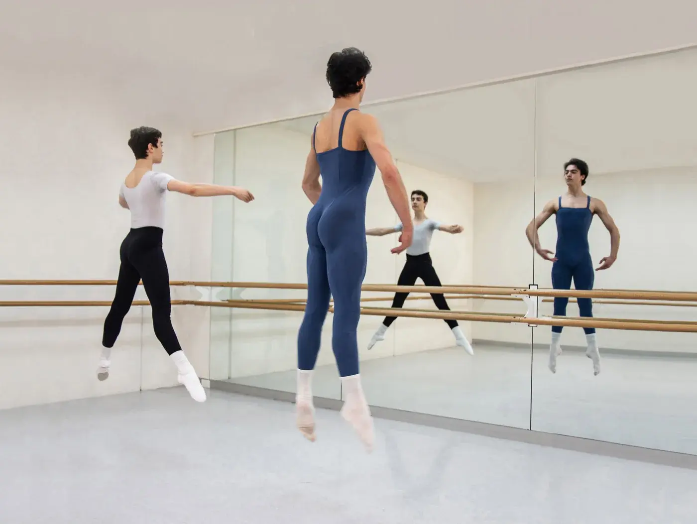Sprung floor in a ballet school